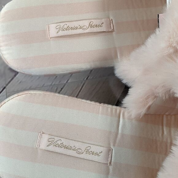 NWOT - VICTORIA'S SECRET Signature Satin Slippers - Picture 10 of 11